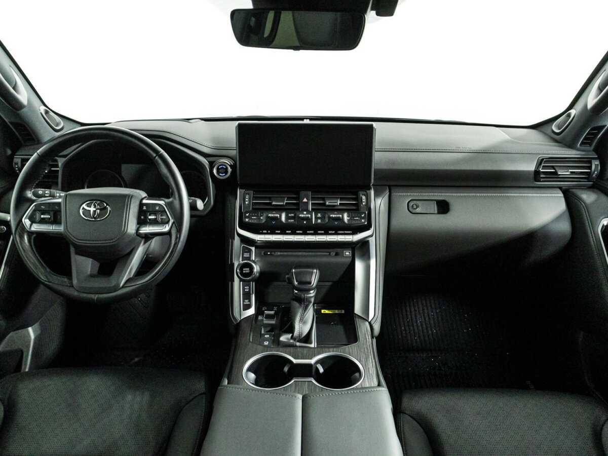 Купить Toyota Land Cruiser с пробегом. Фото: #12
