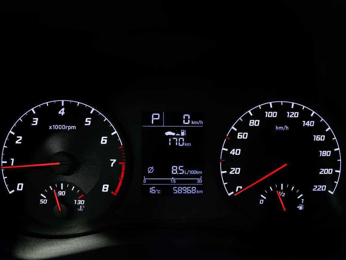Купить Hyundai Solaris с пробегом. Фото: #19