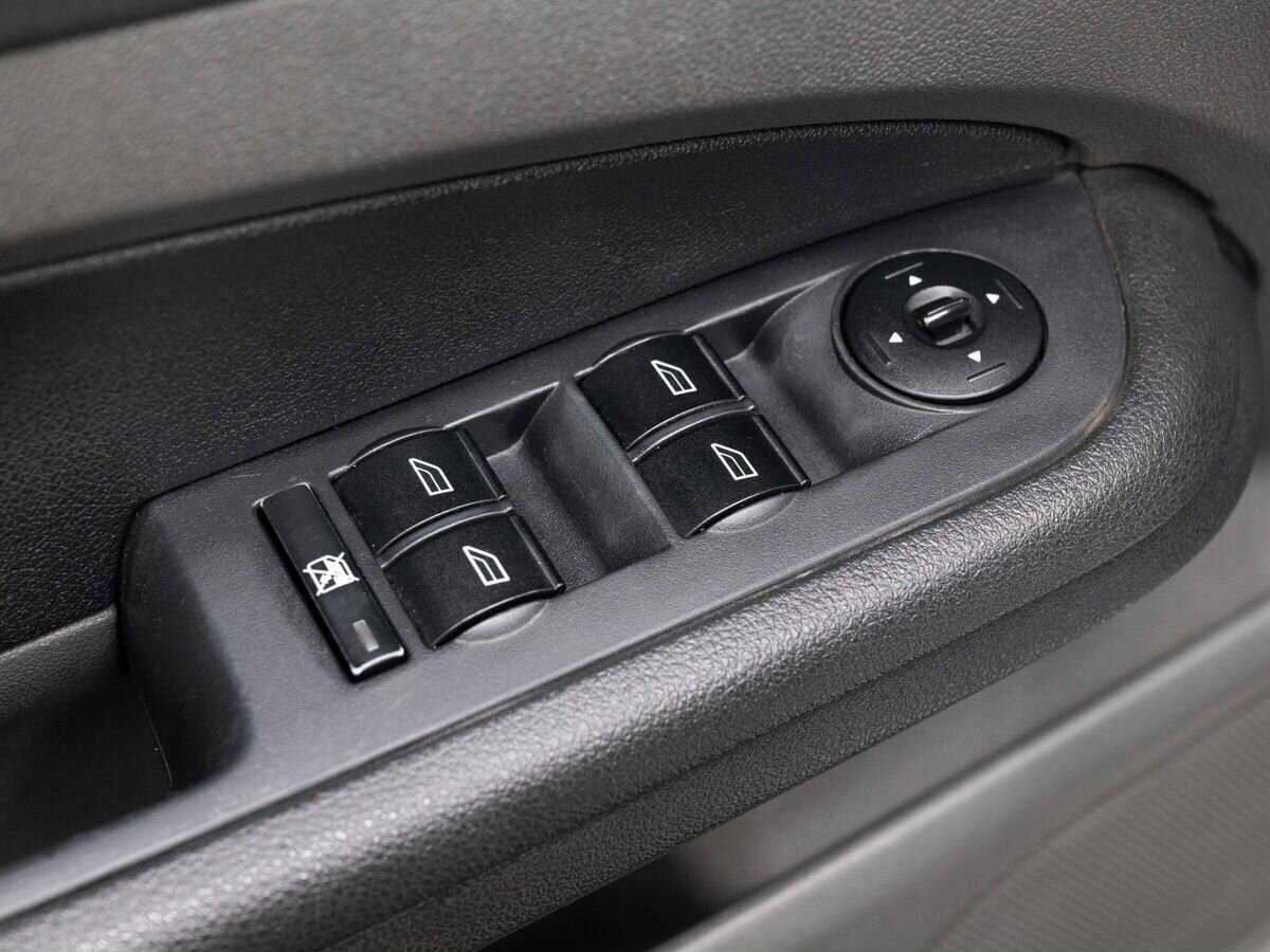 Купить Ford Focus с пробегом. Фото: #15