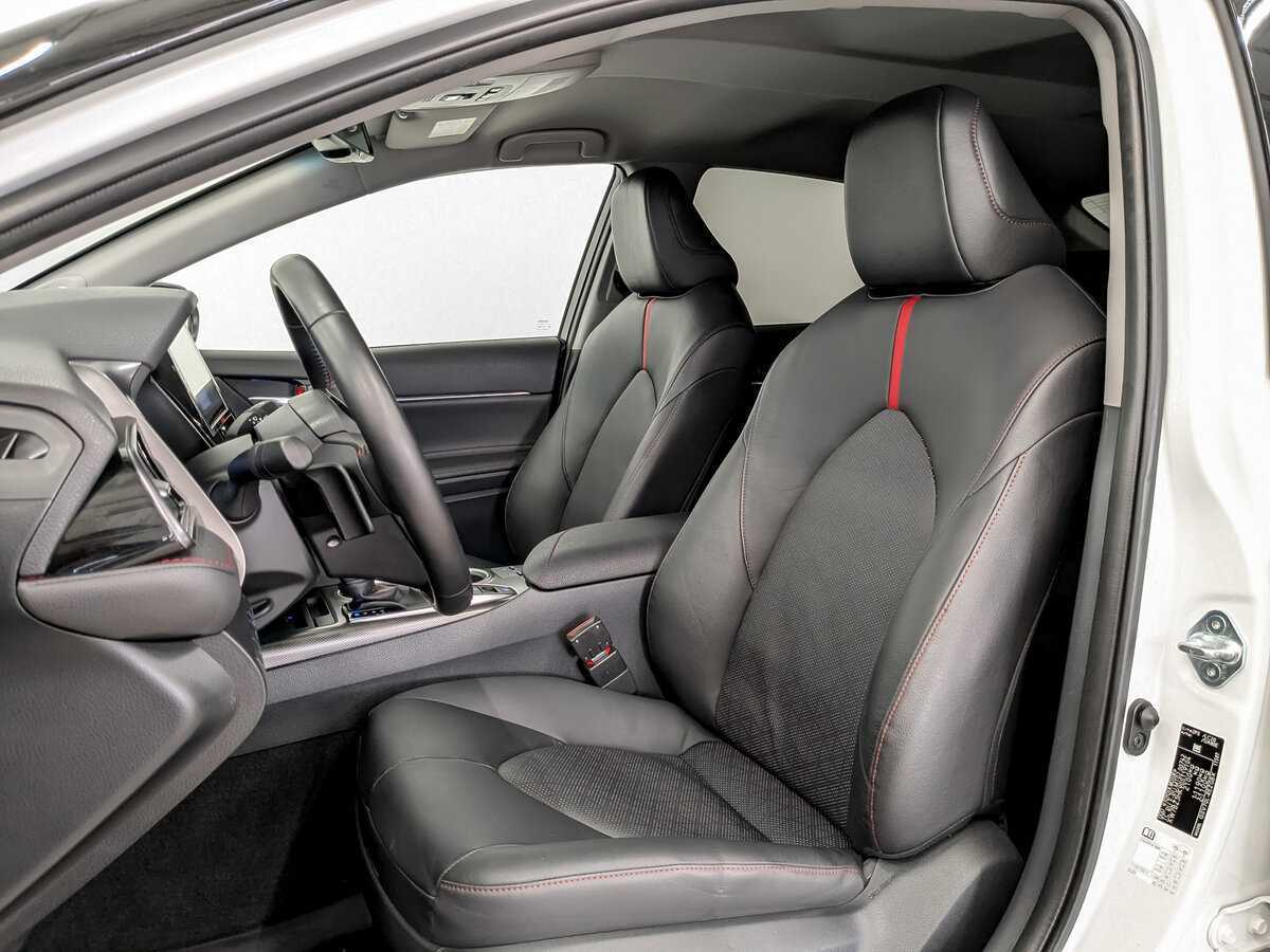 Купить Toyota Camry с пробегом. Фото: #19