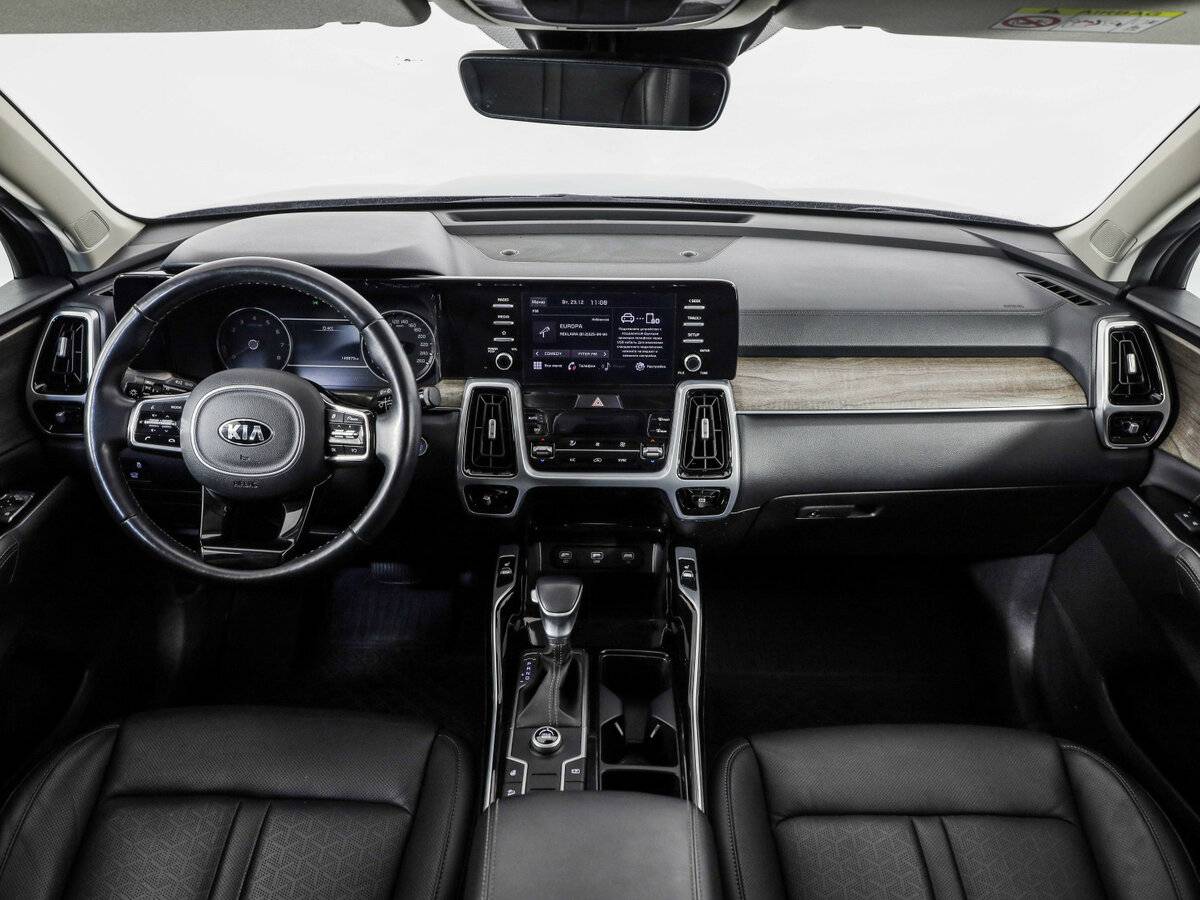 Купить Kia Sorento с пробегом. Фото: #9