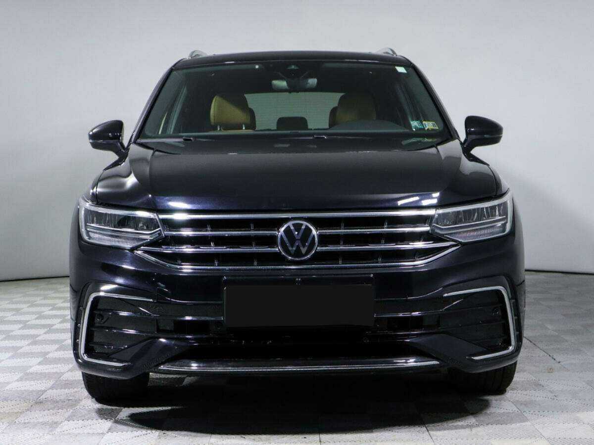 Купить Volkswagen Tiguan с пробегом. Фото: #1