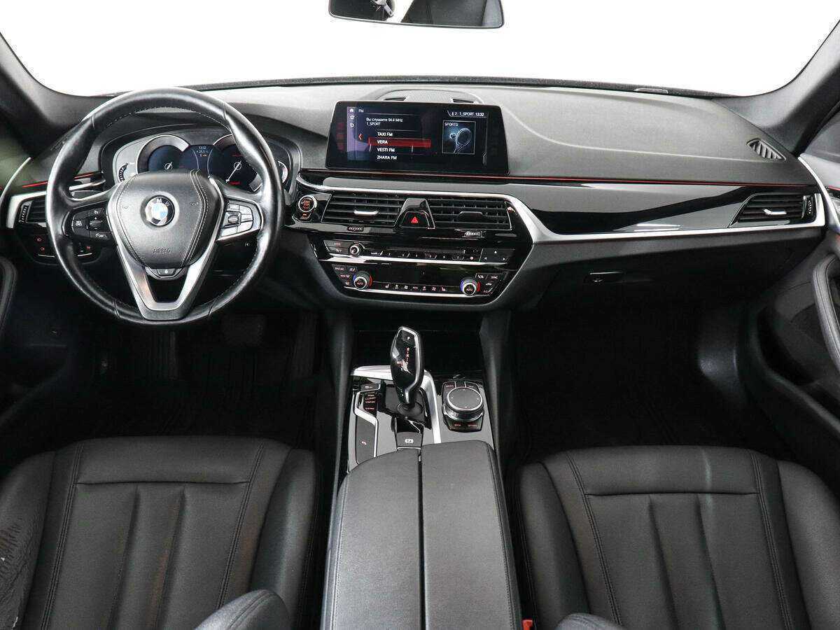 Купить BMW 5 серии с пробегом. Фото: #10