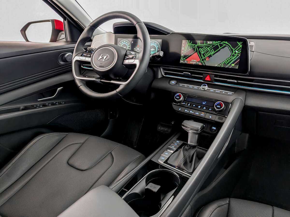 Купить Hyundai Elantra с пробегом. Фото: #28