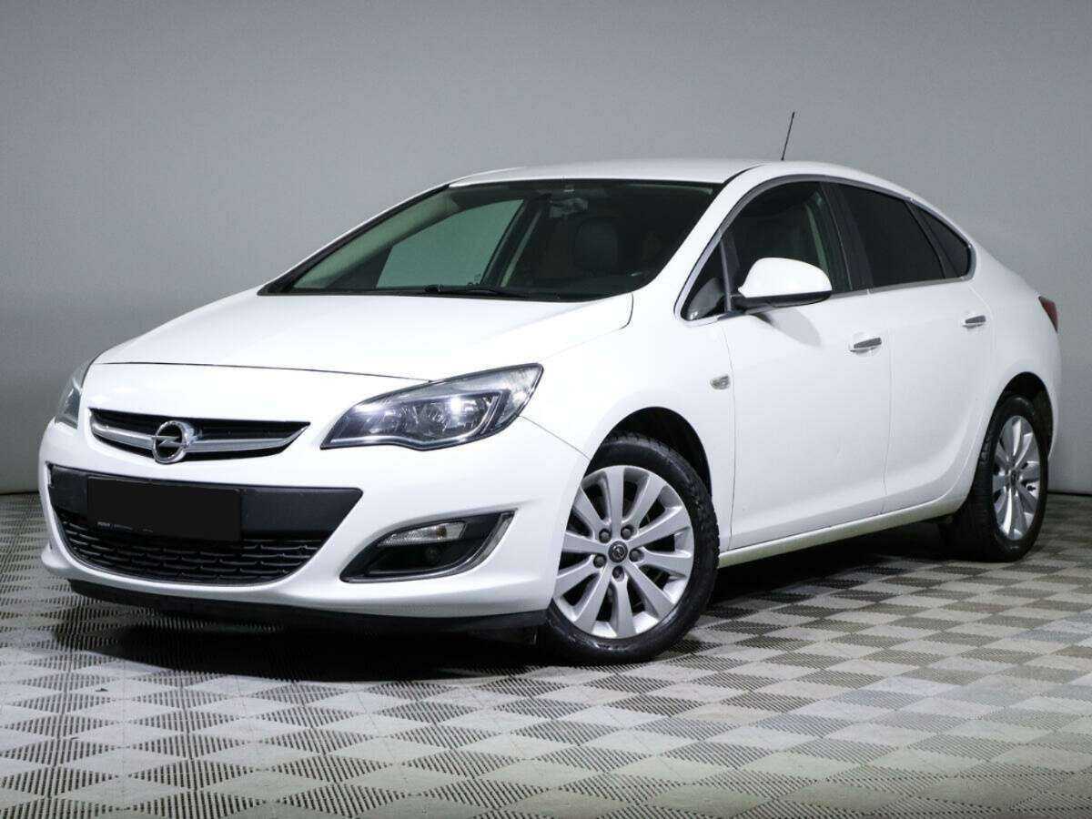 Купить Opel Astra с пробегом. Посмотреть фото
