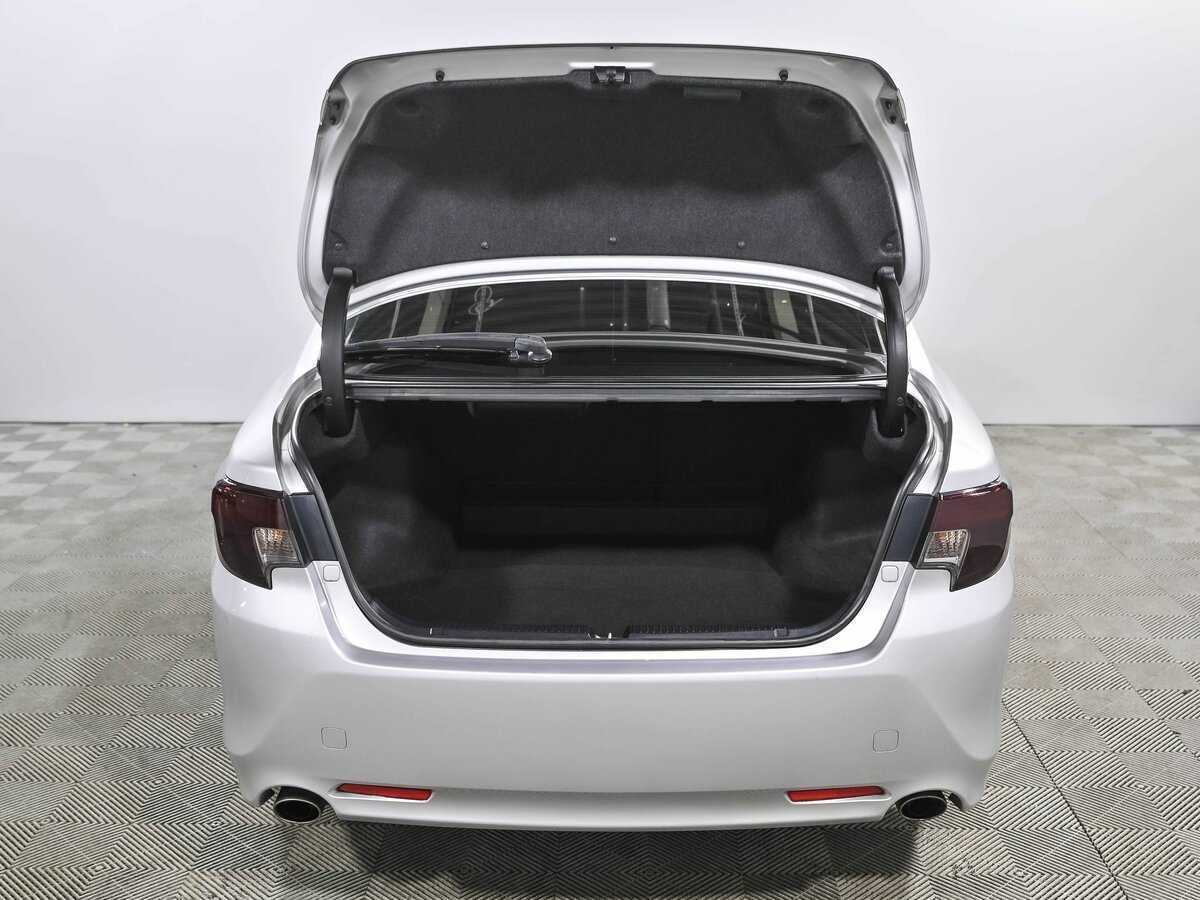 Купить Toyota Mark X с пробегом. Фото: #17