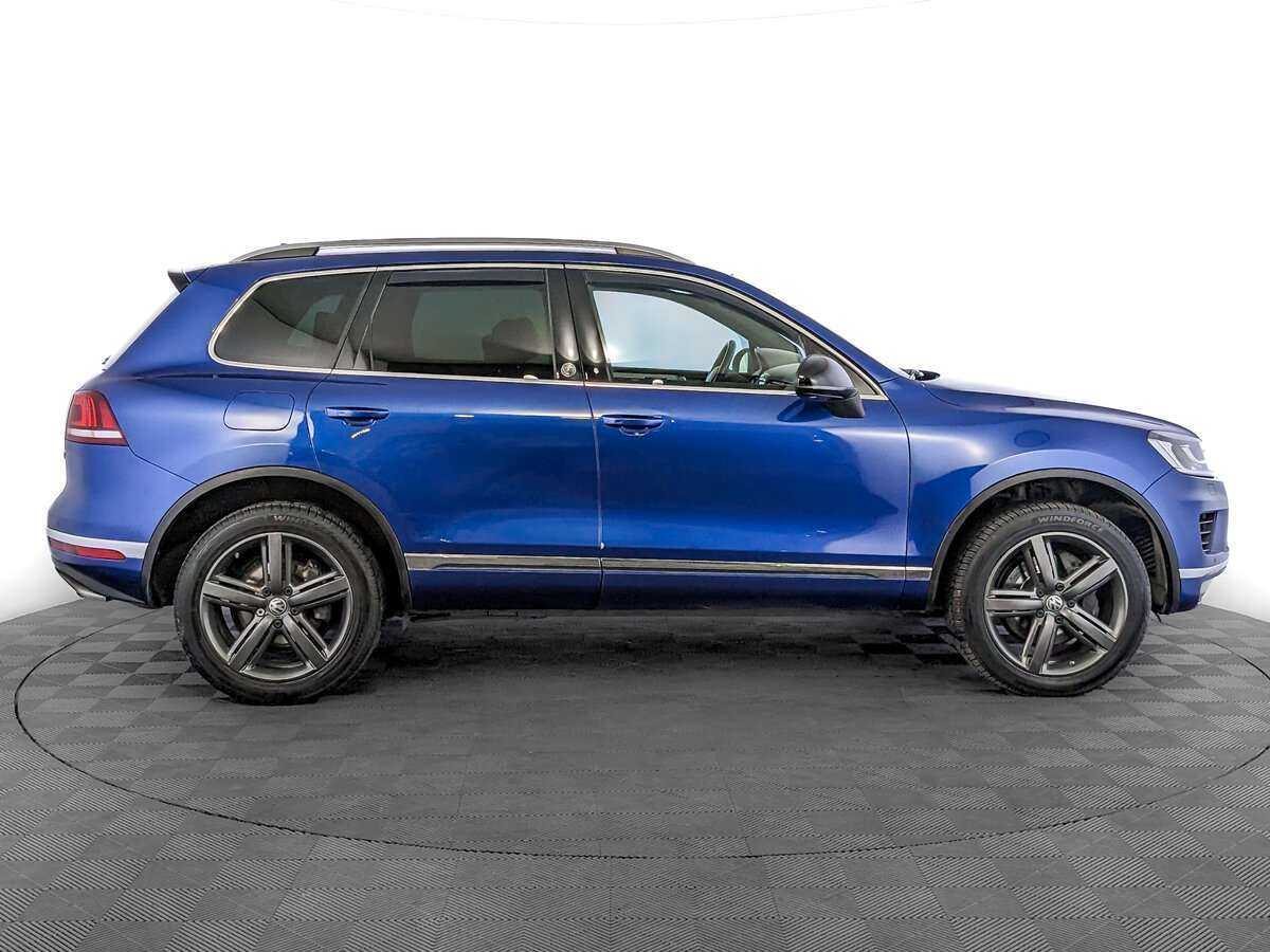 Купить Volkswagen Touareg с пробегом. Фото: #3