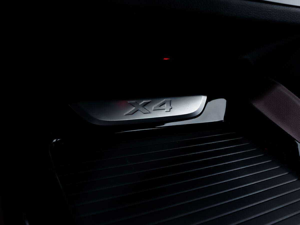 Купить BMW X4 с пробегом. Фото: #14