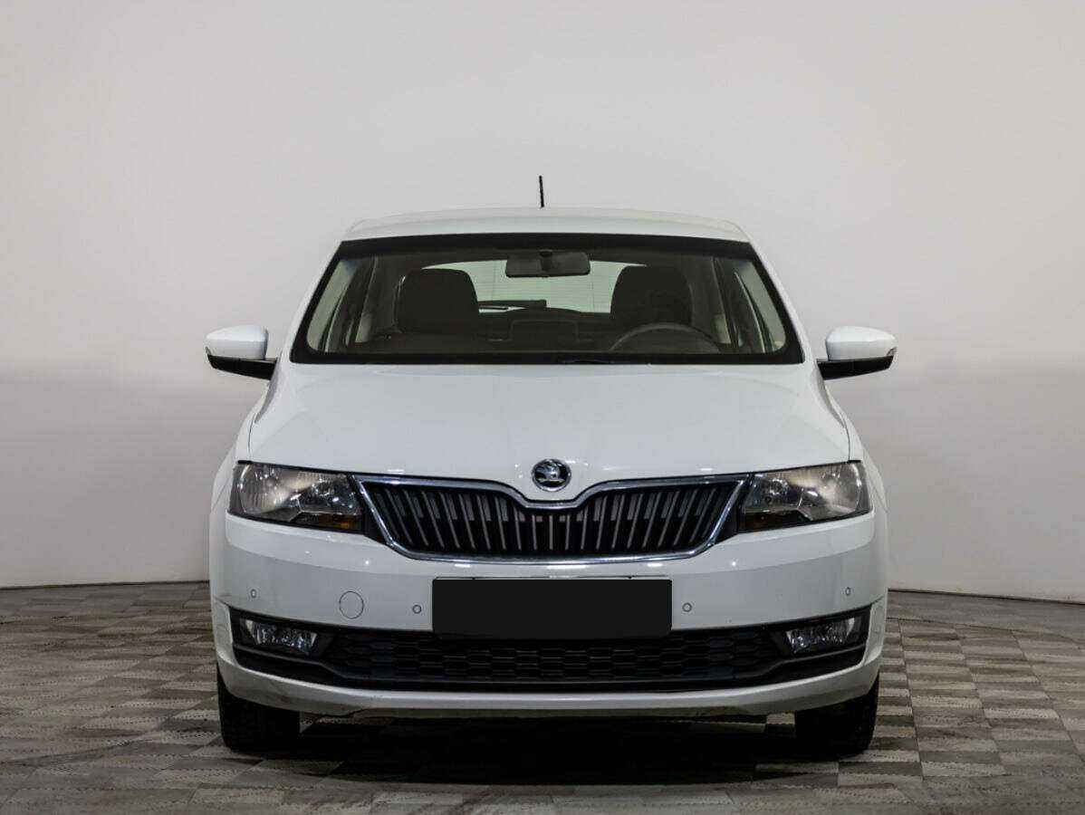 Купить Skoda Rapid с пробегом. Посмотреть фото