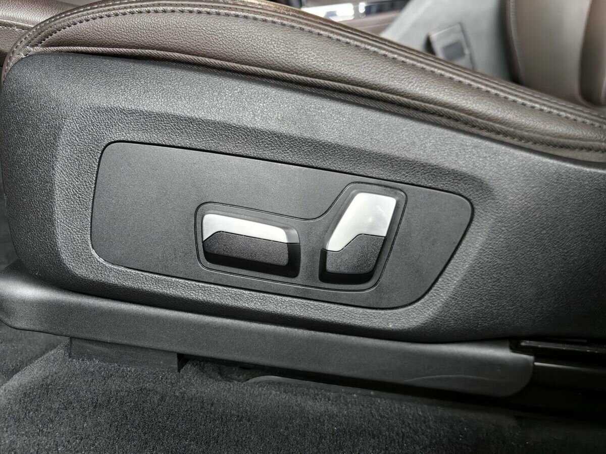 Купить BMW X4 с пробегом. Фото: #16