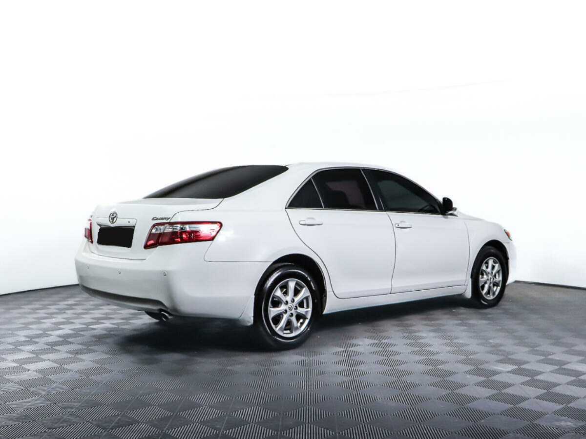 Купить Toyota Camry с пробегом. Фото: #4