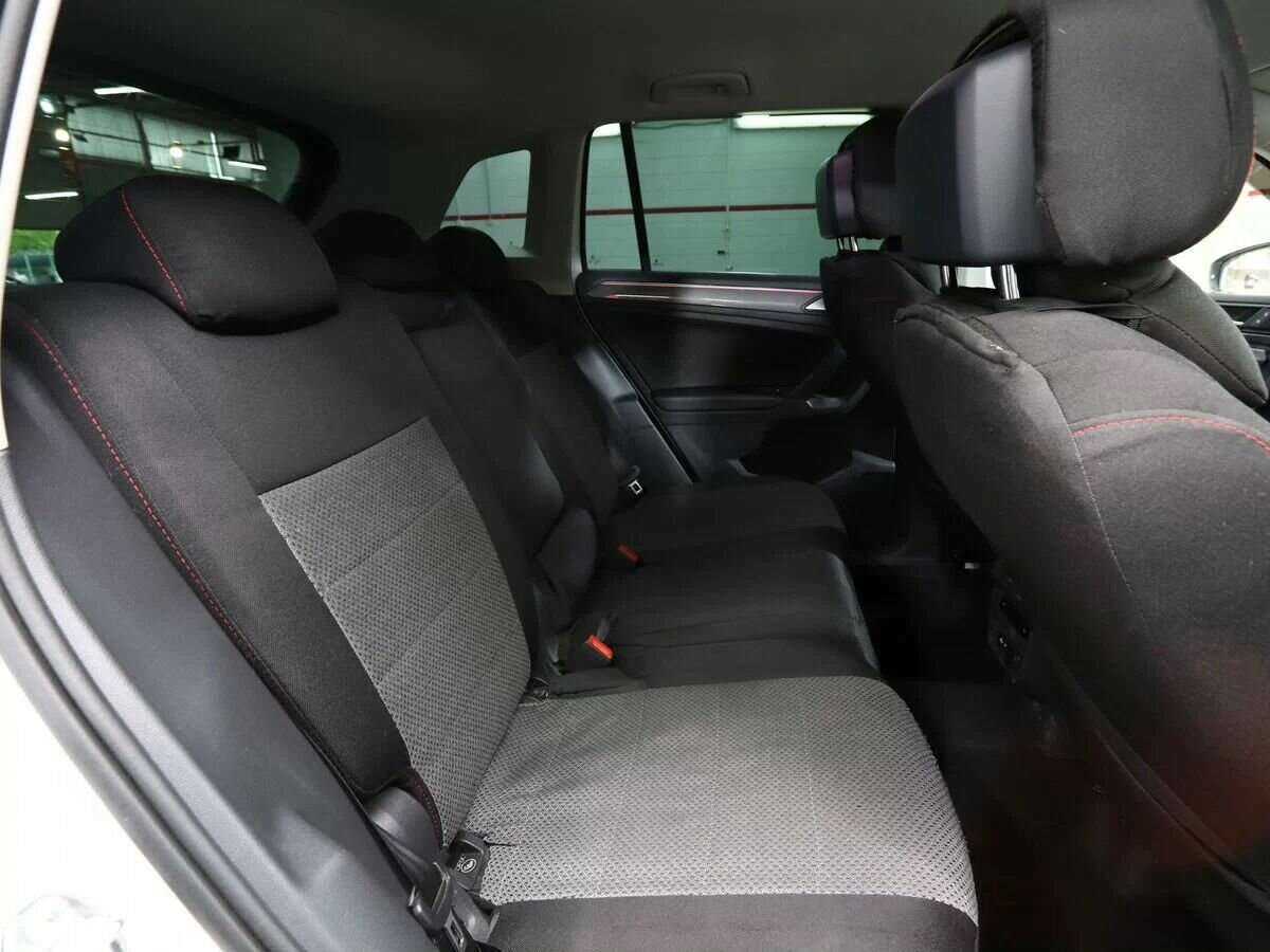 Купить Volkswagen Tiguan с пробегом. Фото: #14