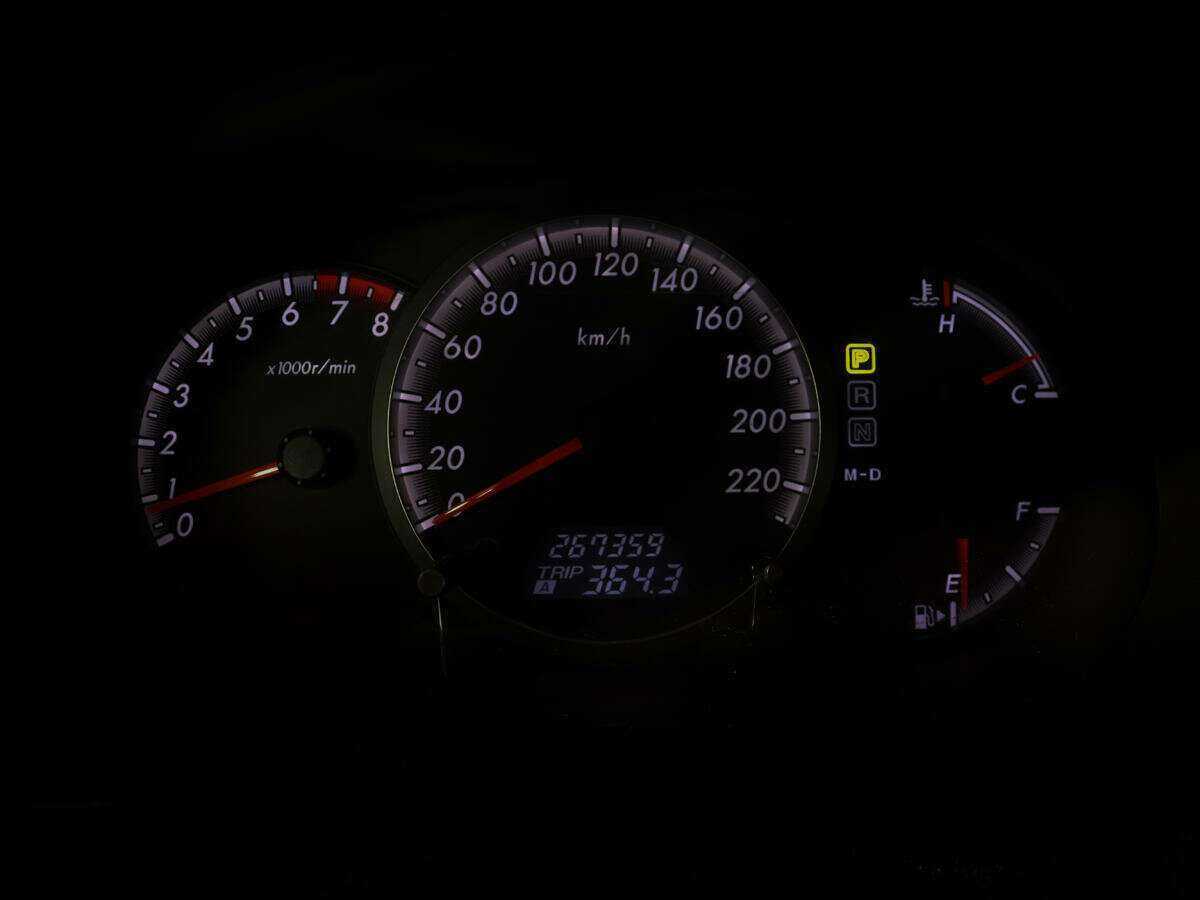 Купить Mazda 5 с пробегом. Фото: #10