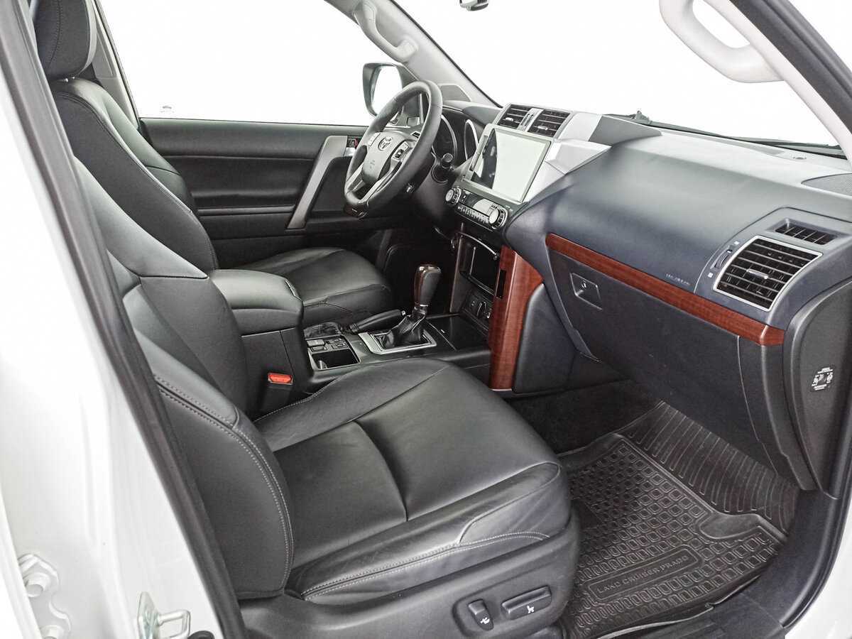 Купить Toyota Land Cruiser Prado с пробегом. Фото: #10