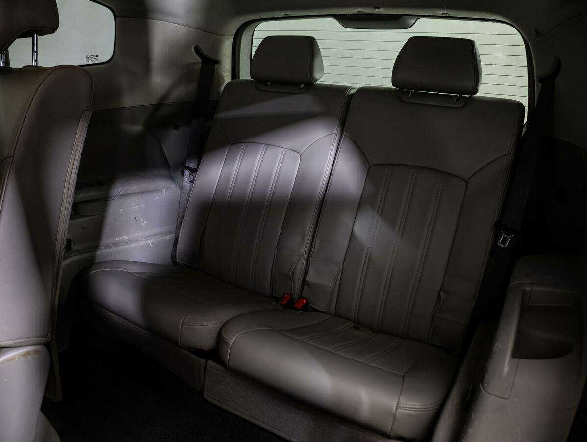 Купить Chevrolet Orlando с пробегом. Фото: #13