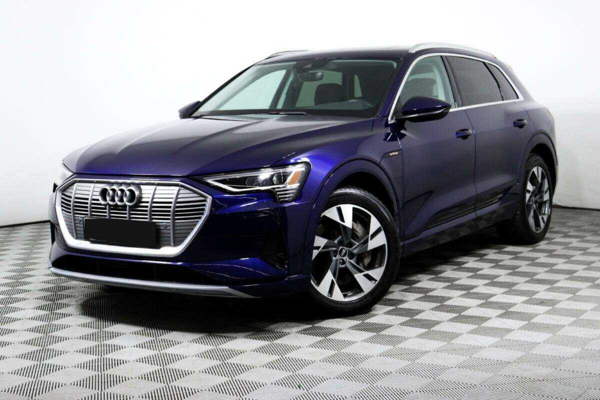 Купить Audi e-tron с пробегом. Посмотреть фото