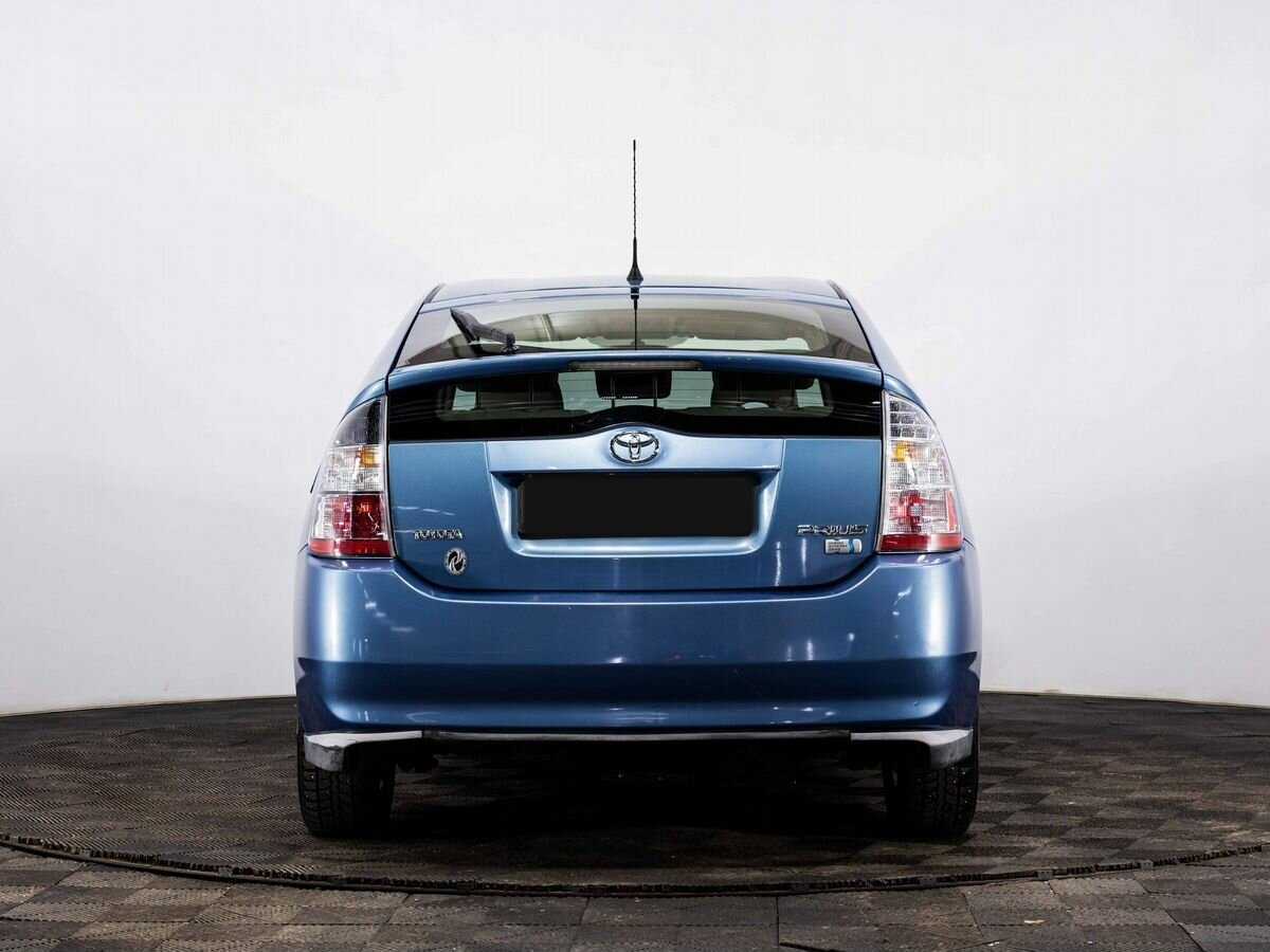 Купить Toyota Prius с пробегом. Фото: #4