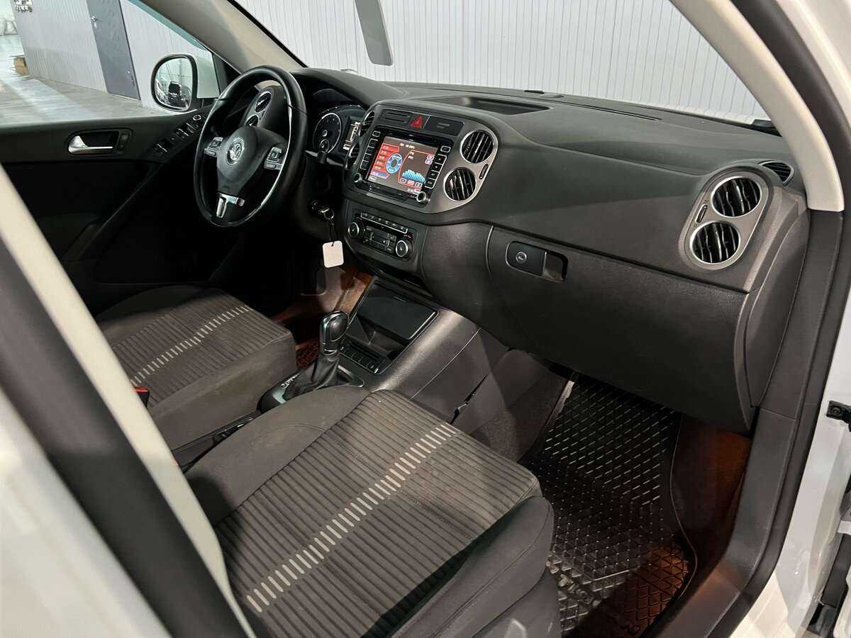 Купить Volkswagen Tiguan с пробегом. Фото: #13