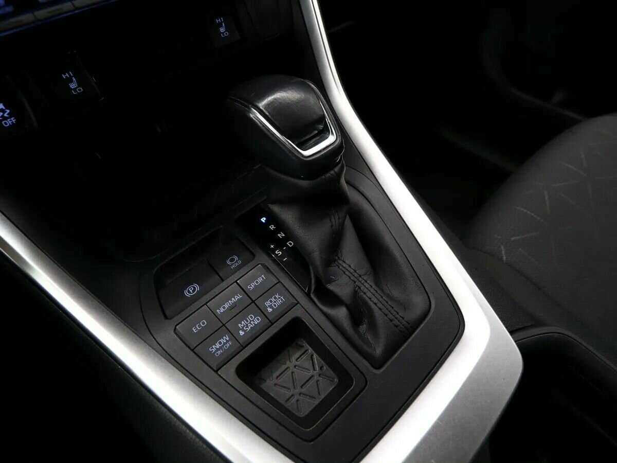Купить Toyota RAV4 с пробегом. Фото: #18