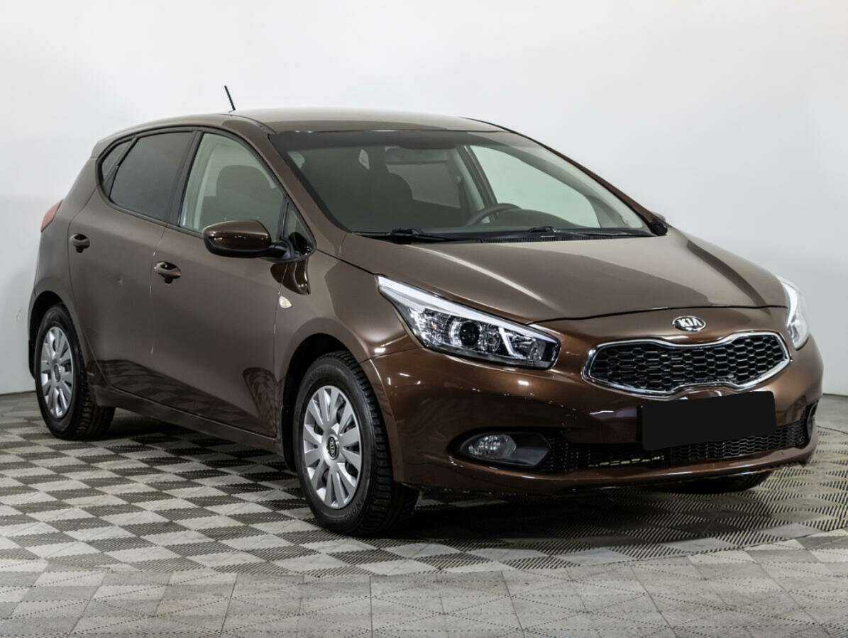 Купить Kia Ceed с пробегом. Фото: #2