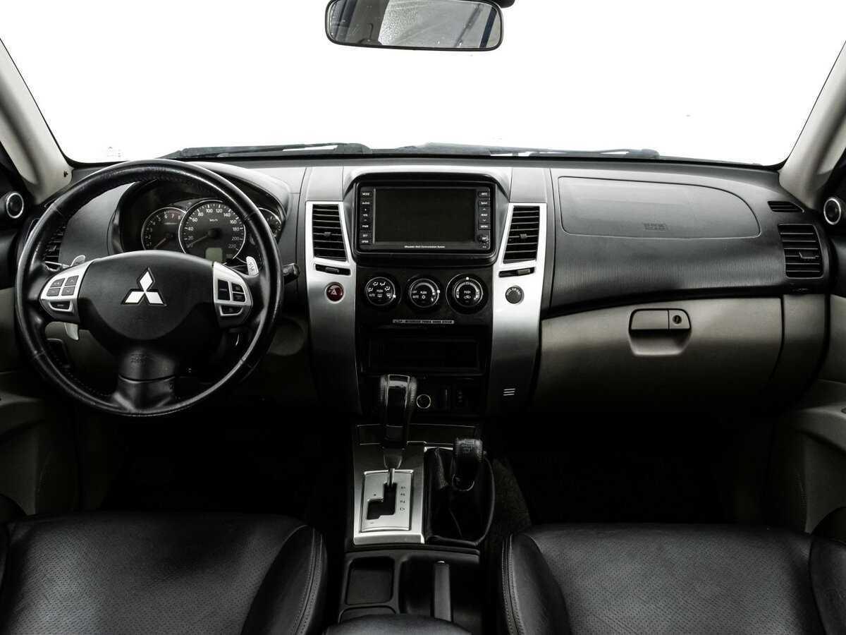 Купить Mitsubishi Pajero Sport с пробегом. Фото: #6