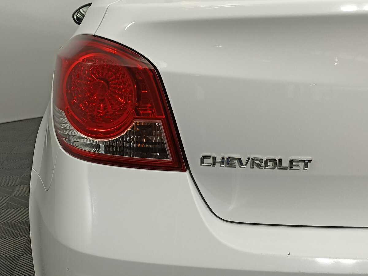 Купить Chevrolet Cruze с пробегом. Фото: #7