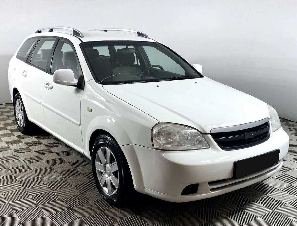 Купить Chevrolet Lacetti с пробегом. Фото: #2