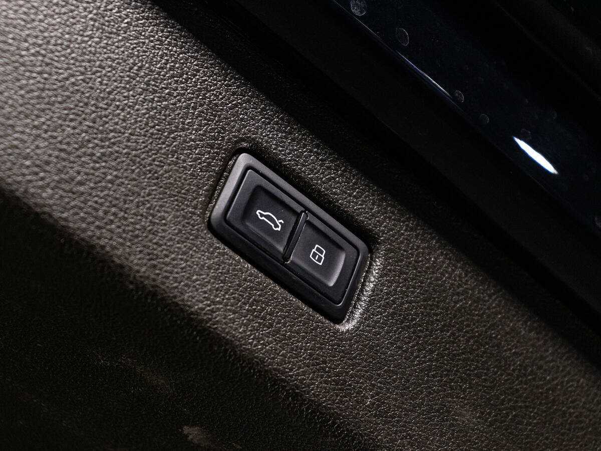 Купить Audi Q7 с пробегом. Фото: #15