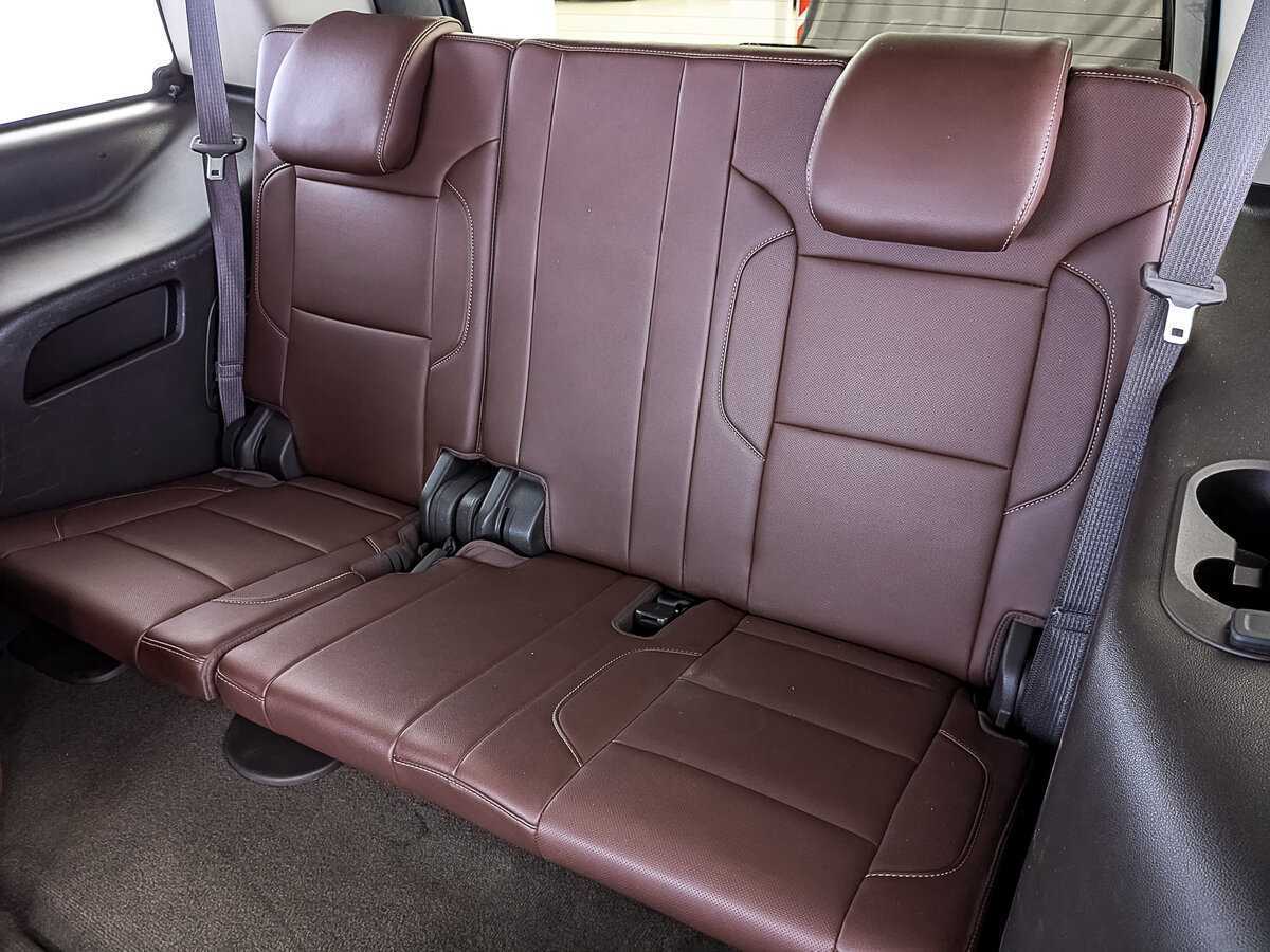 Купить Chevrolet Tahoe с пробегом. Фото: #24