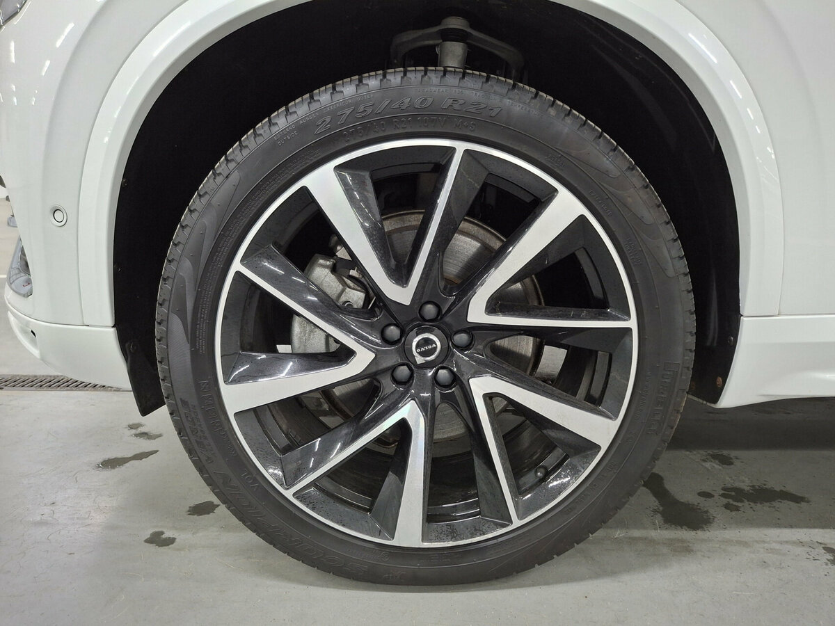 Купить Volvo XC90 с пробегом. Фото: #17