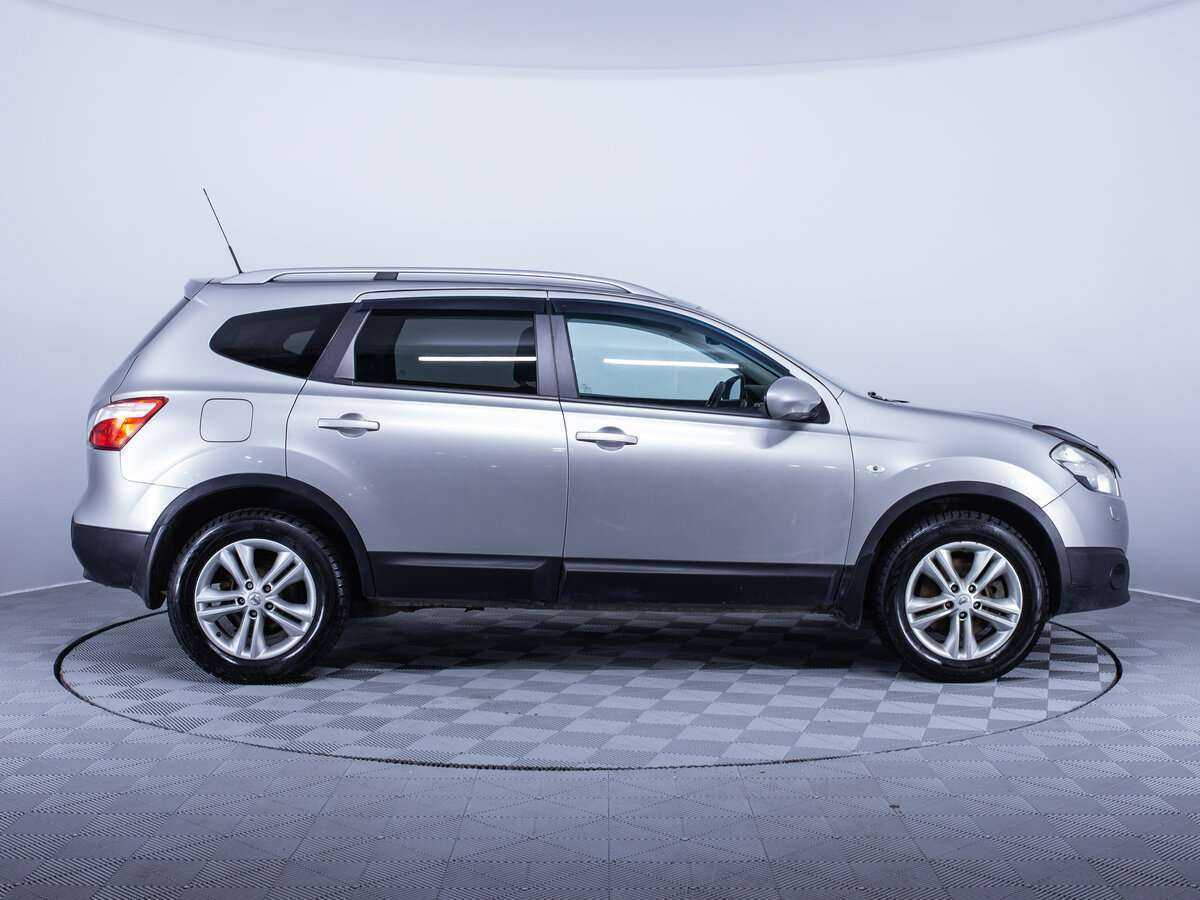 Купить Nissan Qashqai+2 с пробегом. Фото: #3
