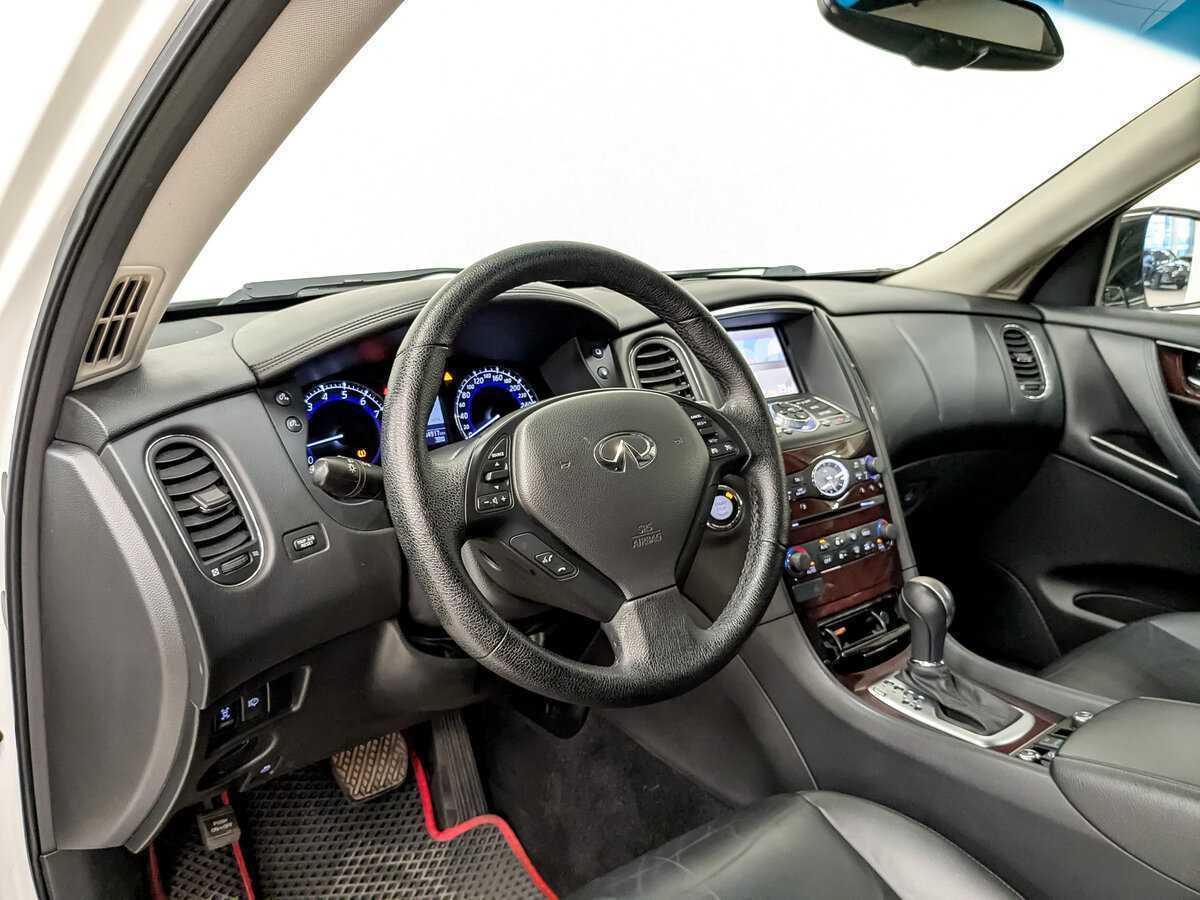 Купить Infiniti QX50 с пробегом. Фото: #15