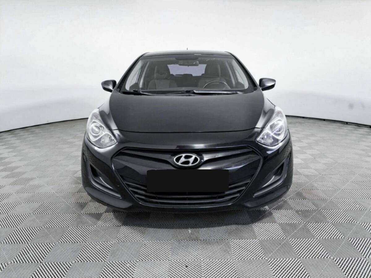 Купить Hyundai i30 с пробегом. Фото: #1