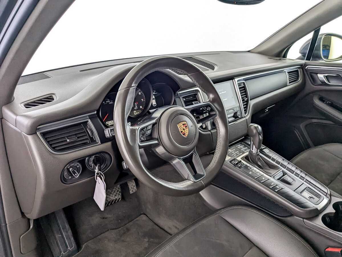 Купить Porsche Macan с пробегом. Фото: #14