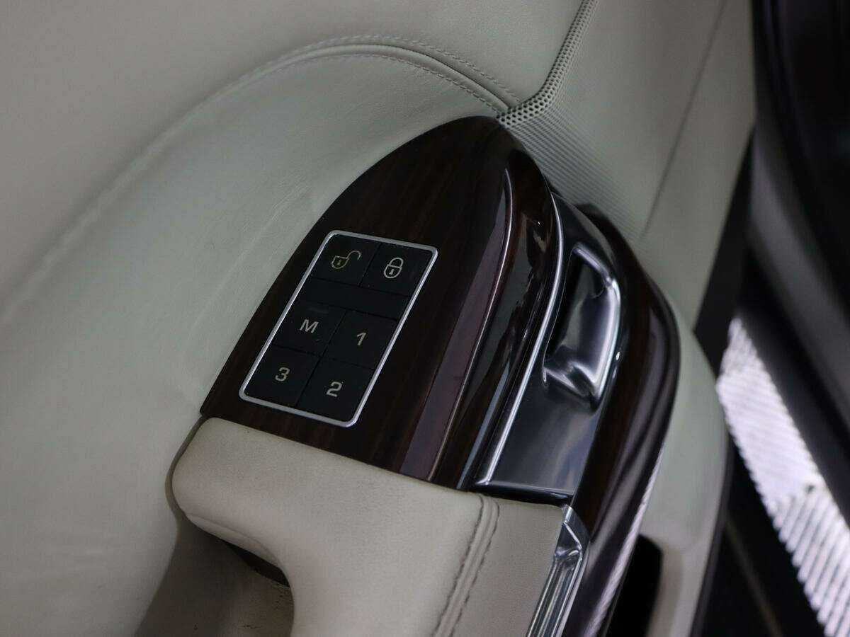Купить Land Rover Range Rover с пробегом. Фото: #19