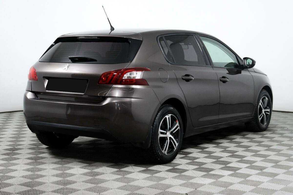 Купить Peugeot 308 с пробегом. Фото: #4