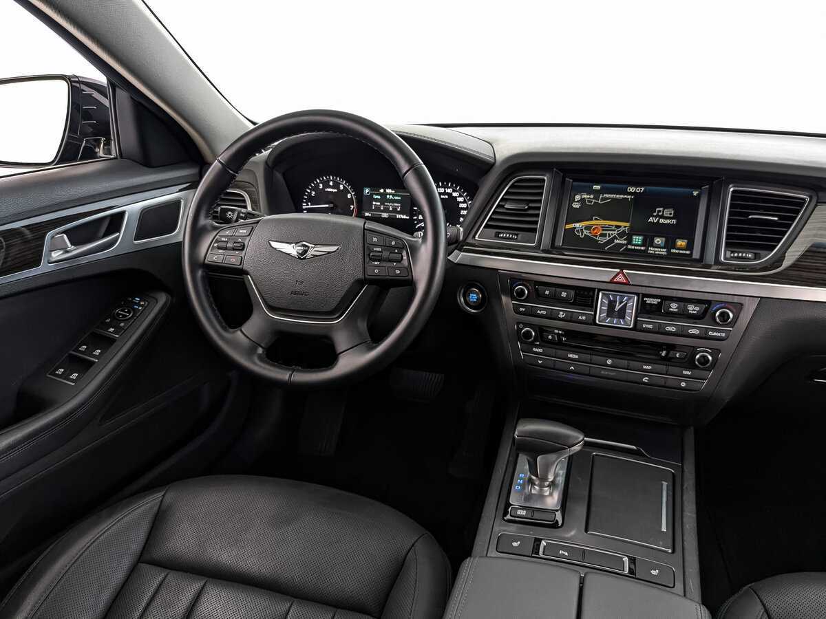 Купить Genesis G80 с пробегом. Фото: #16