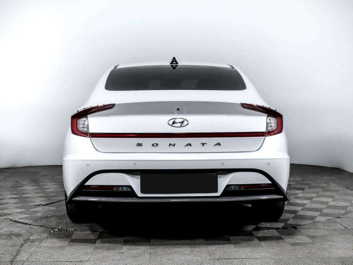 Купить Hyundai Sonata с пробегом. Фото: #4