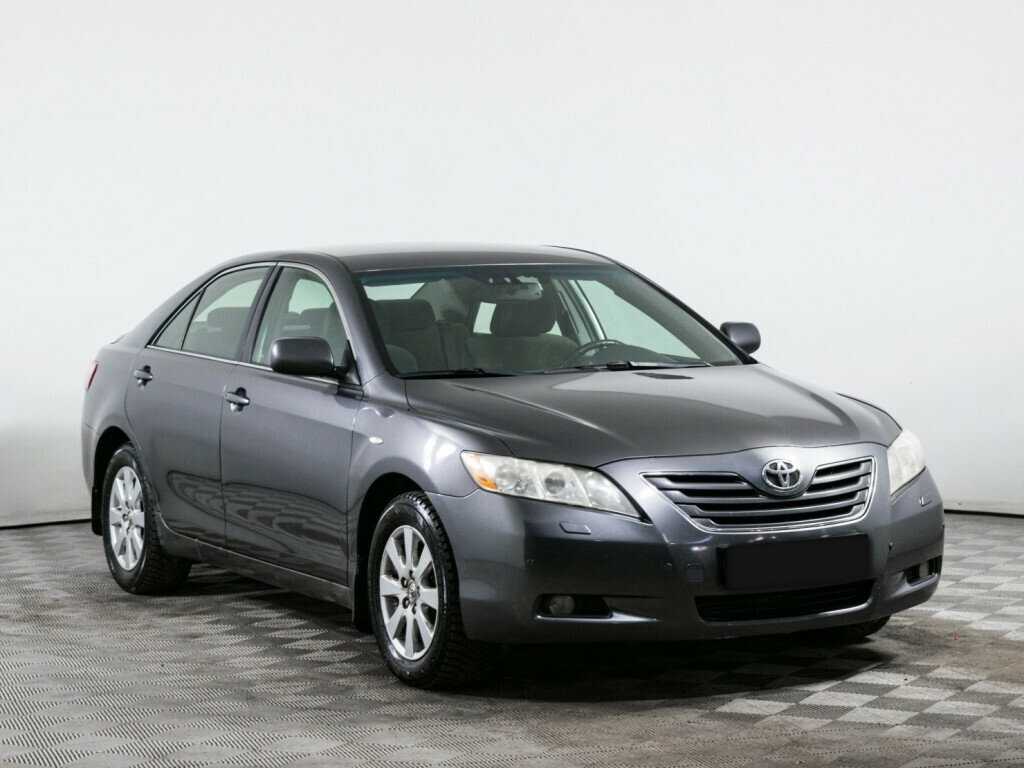 Купить Toyota Camry с пробегом. Фото: #2