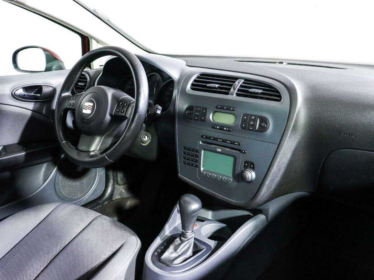 Купить SEAT Leon с пробегом. Фото: #6