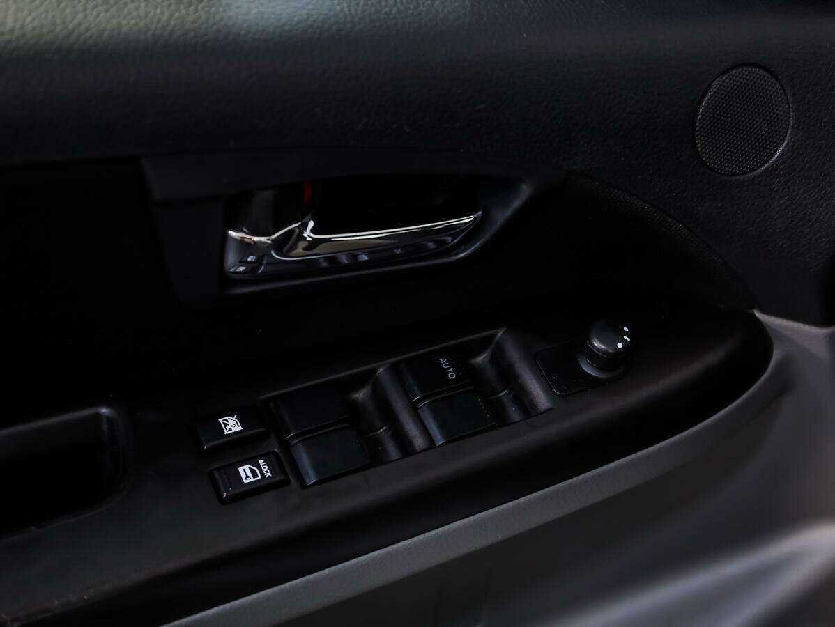 Купить Suzuki SX4 с пробегом. Фото: #14