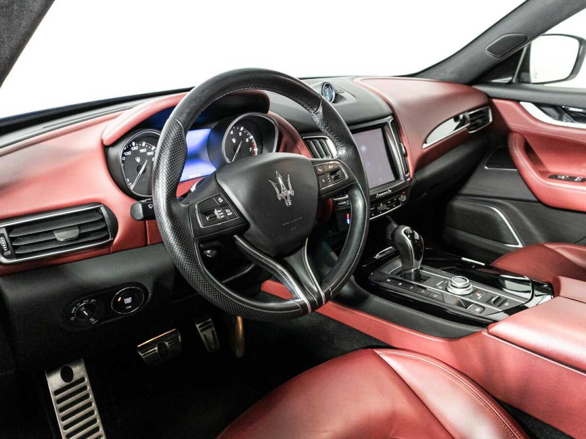 Купить Maserati Levante с пробегом. Фото: #10
