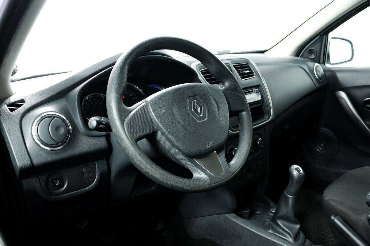 Купить Renault Logan с пробегом. Фото: #12