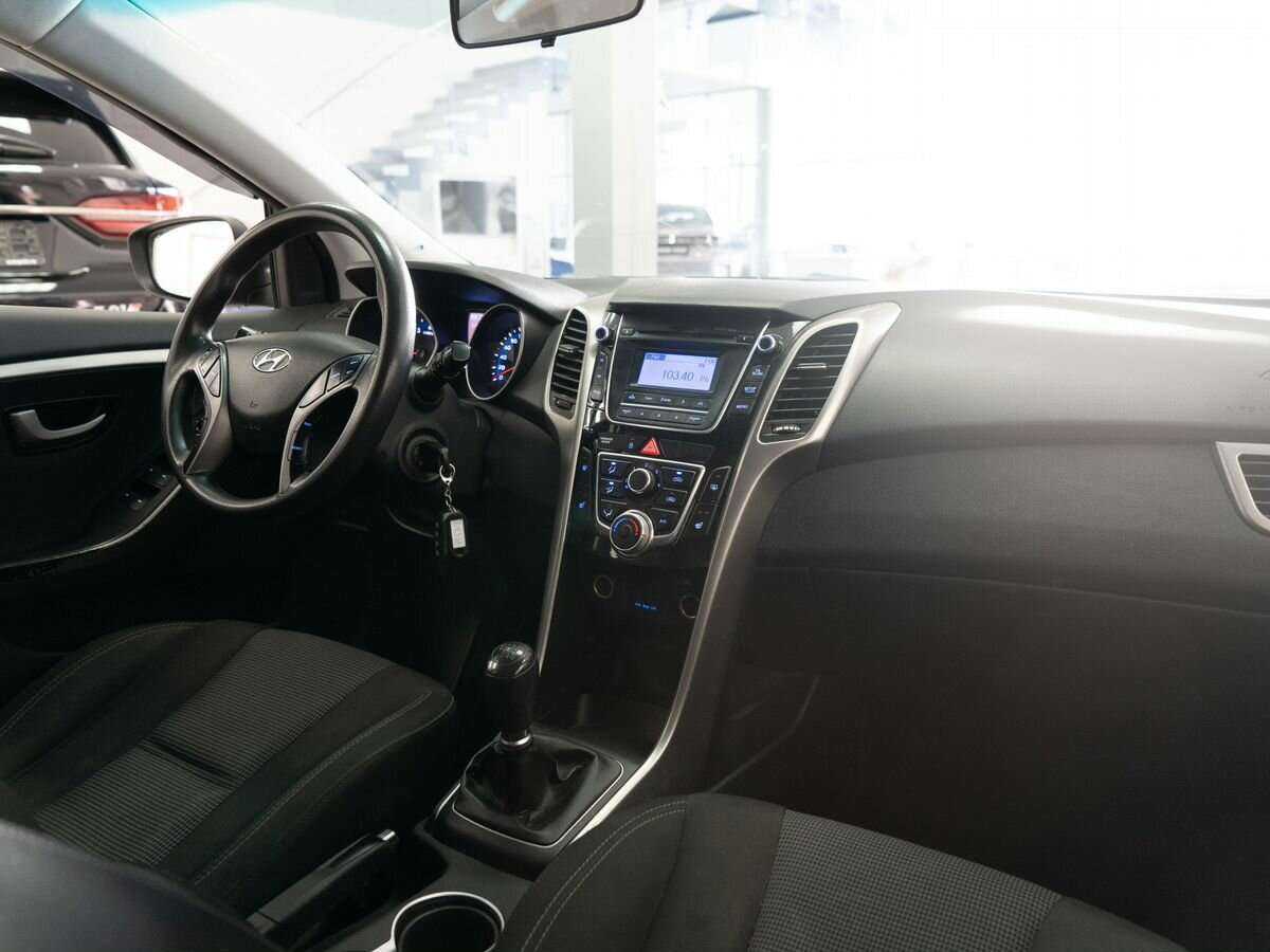Купить Hyundai i30 с пробегом. Фото: #15