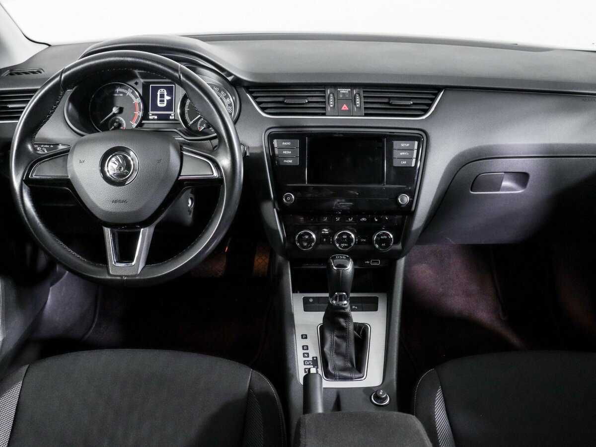 Купить Skoda Octavia с пробегом. Фото: #11