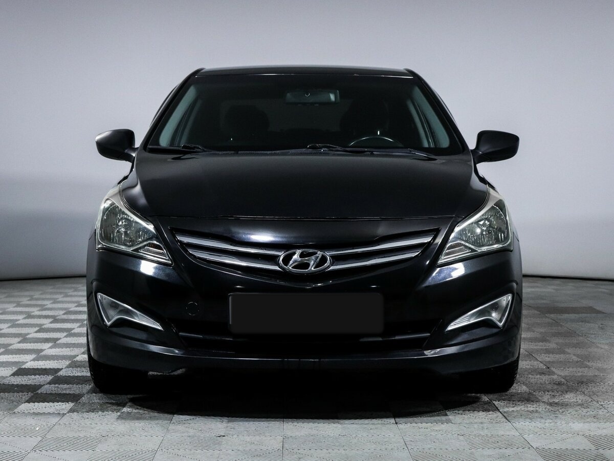 Купить Hyundai Solaris с пробегом. Фото: #1