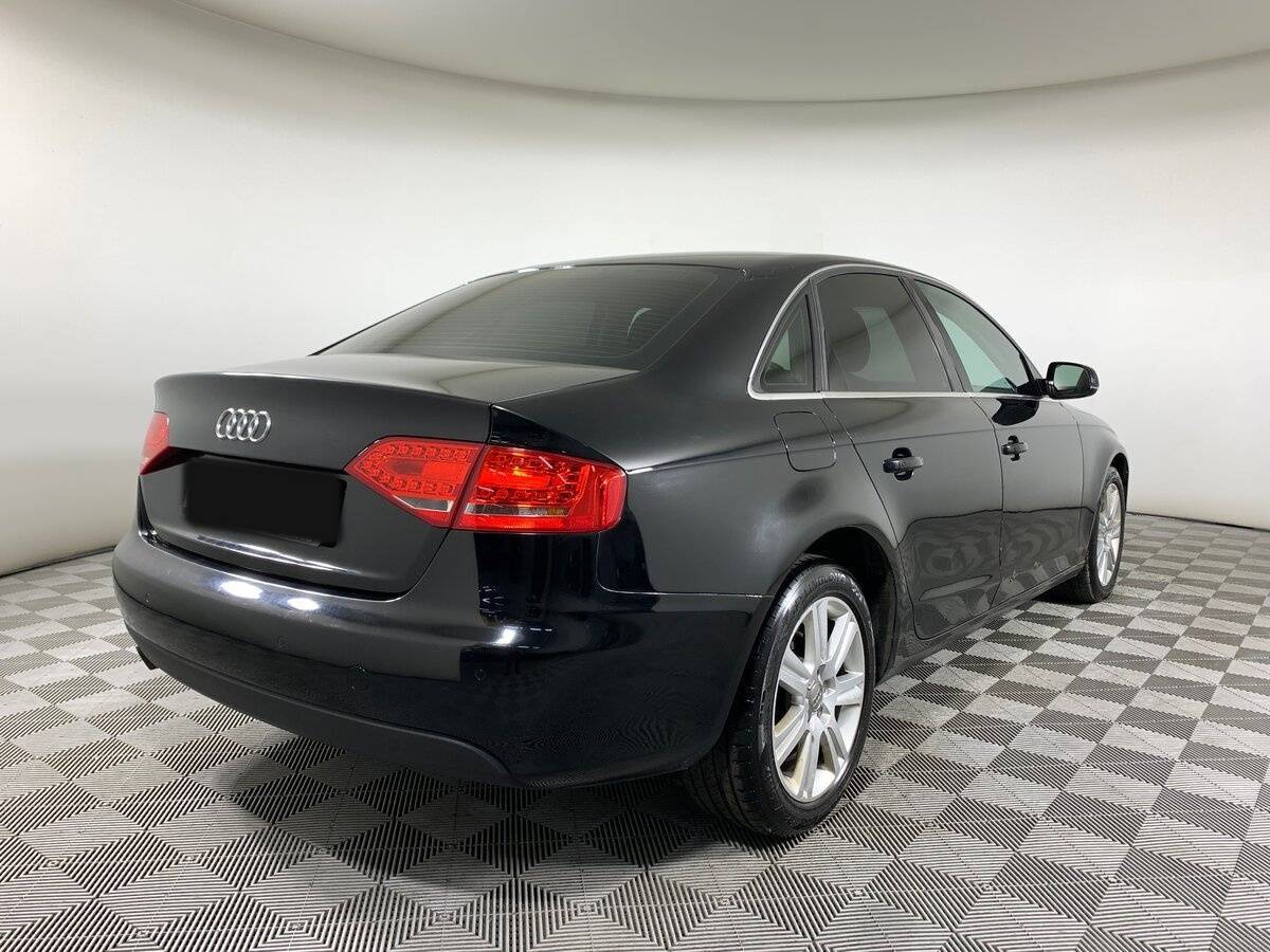 Купить Audi A4 с пробегом. Фото: #4