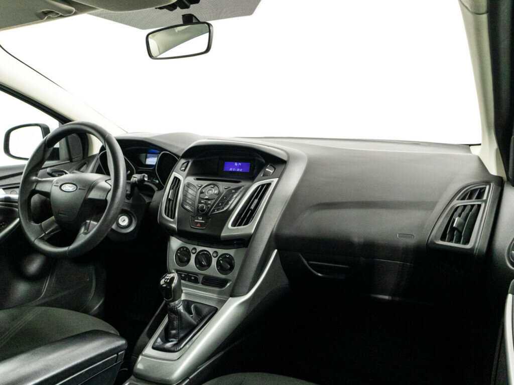 Купить Ford Focus с пробегом. Фото: #8