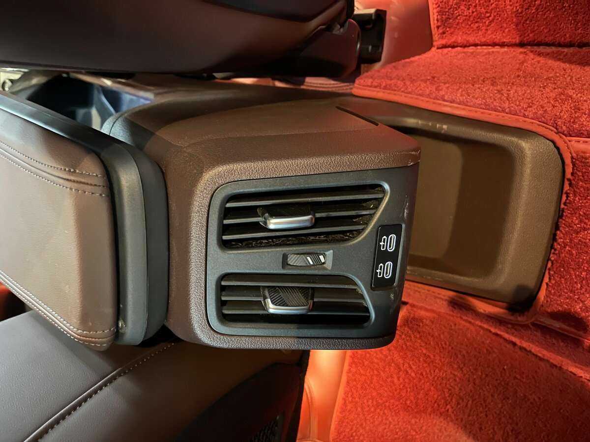 Купить BMW X1 с пробегом. Фото: #12