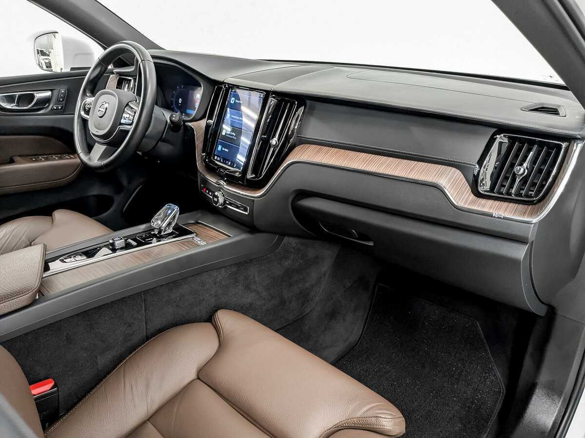 Купить Volvo XC60 с пробегом. Фото: #10